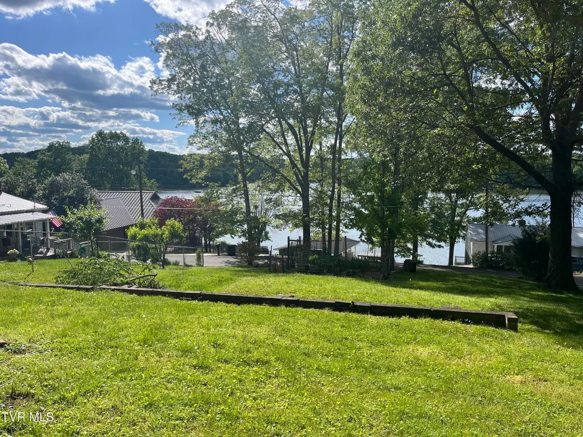 1033 Haw Ridge Road, Piney Flats, TN 37686 - Image #1