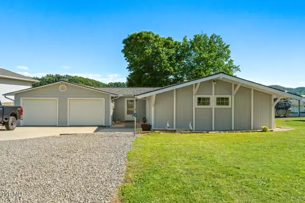 1648 Canal Lane, Dandridge, TN 37725