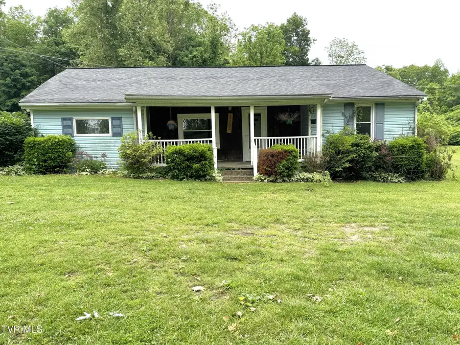 142 Sheryl Turner Road, Big Stone Gap, VA 24219 - Image #2