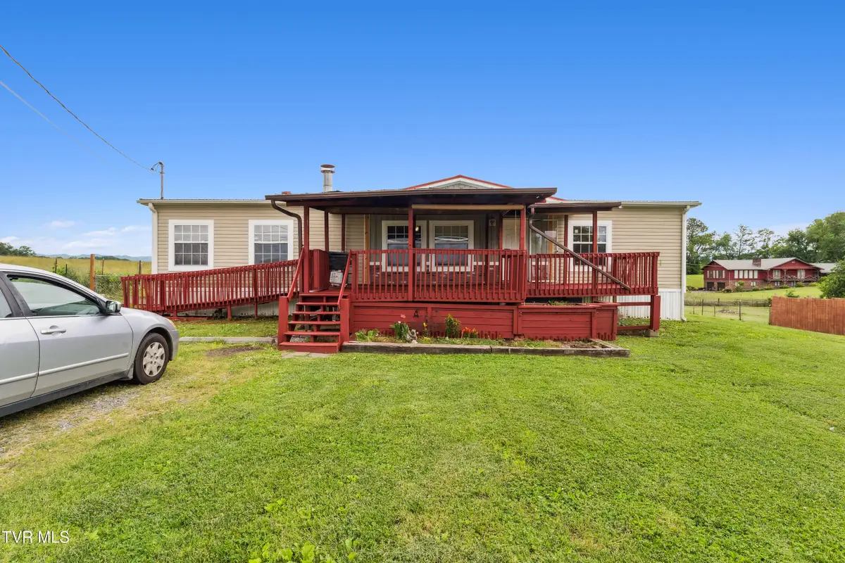 364 Berry Ridge Road, Jonesborough, TN 37659 - Image #1