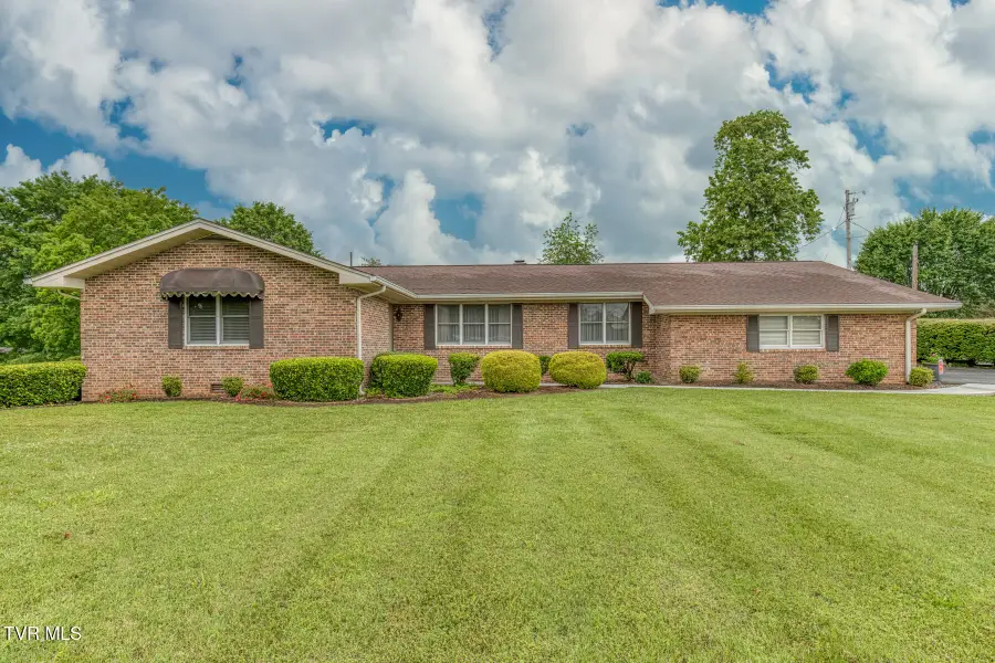 424 Jonesboro Road, Piney Flats, TN 37686 - Image #3