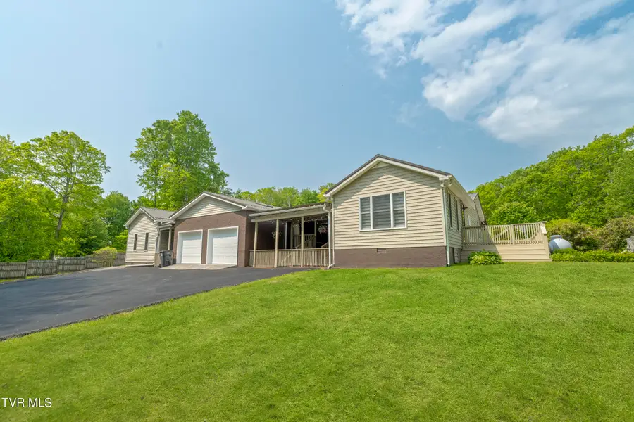 9266 Forest Rd Road, Coeburn, VA 24230 - Image #2