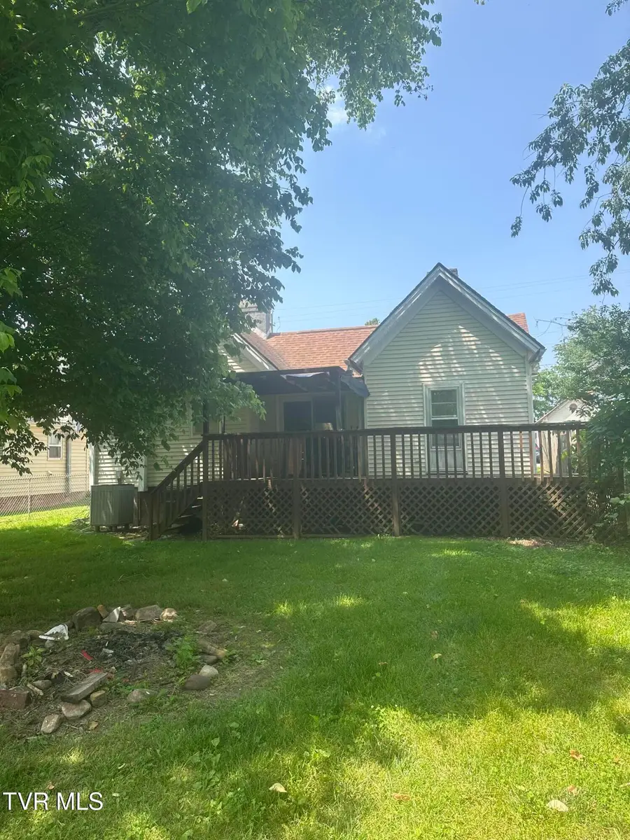 1013 Kentucky Avenue, Bristol, TN 37620 - Image #2