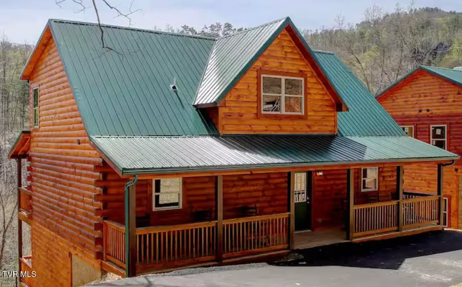 821 String Run Way, Pigeon Forge, TN 37863 - Image #2