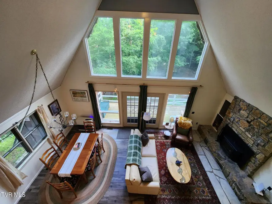 370 Woodland Hills Drive, Elk Park, NC 28622 - Image #3