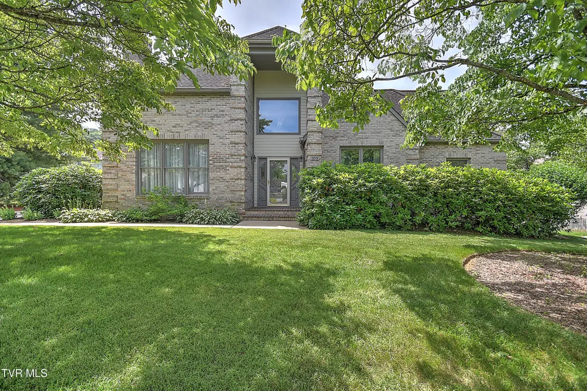 109 Woodbriar Drive, Johnson City, TN 37604 - Image #1