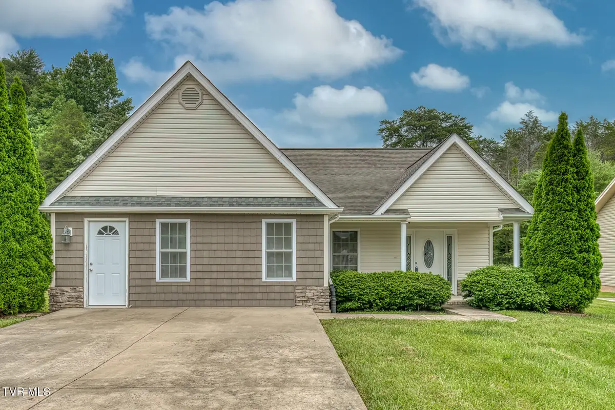 250 Bradford Lane, Bristol, TN 37620 - Image #1