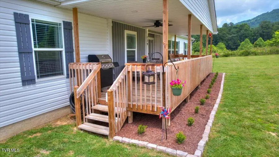 129 Twisted Ridges Road, Elizabethton, TN 37643 - Image #3