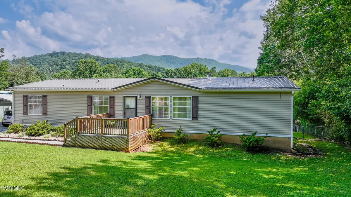 1070 Bill Martin Road, Afton, TN 37616 - Image #1