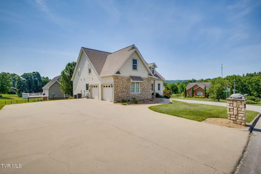 4001 Rick Slaughter Court, Kingsport, TN 37660 - Image #2