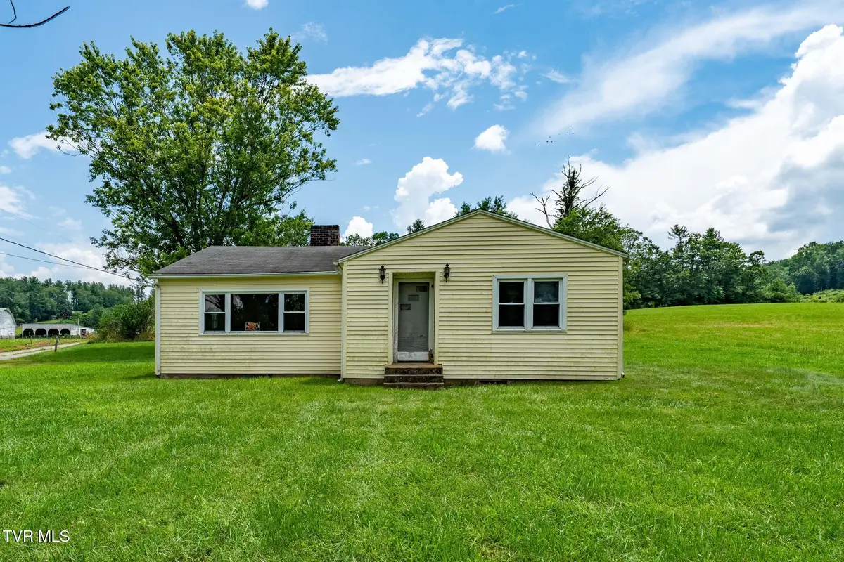 1225 Highway 421 N, Mountain City, TN 37683 - Image #1