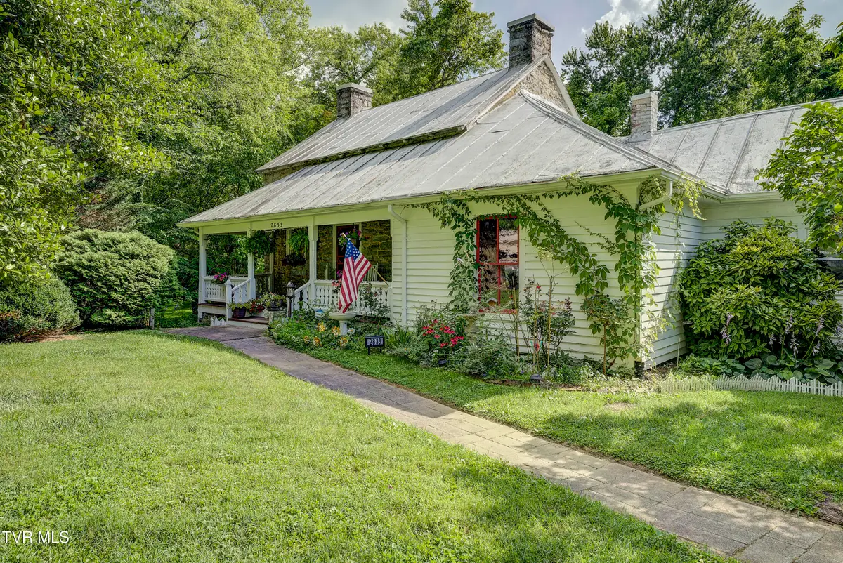 2833 East Oakland Avenue, Johnson City, TN 37601 - Image #1