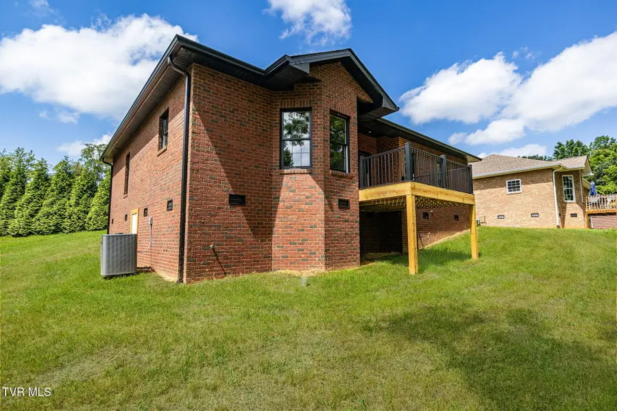 134 Patriots Crossing Crossing #9, Greeneville, TN 37745 - Image #2