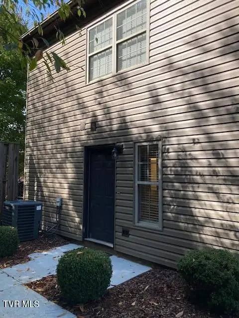 504 Pilgrim Court #D, Johnson City, TN 37601 - Image #3