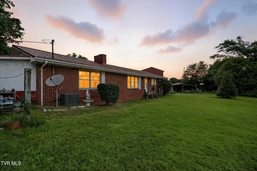 106 Gentry Hamilton Road, Gray, TN 37615 - Image #2