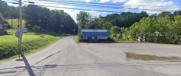 2714 Dr Thomas Walker Road, Rose Hill, VA 24281