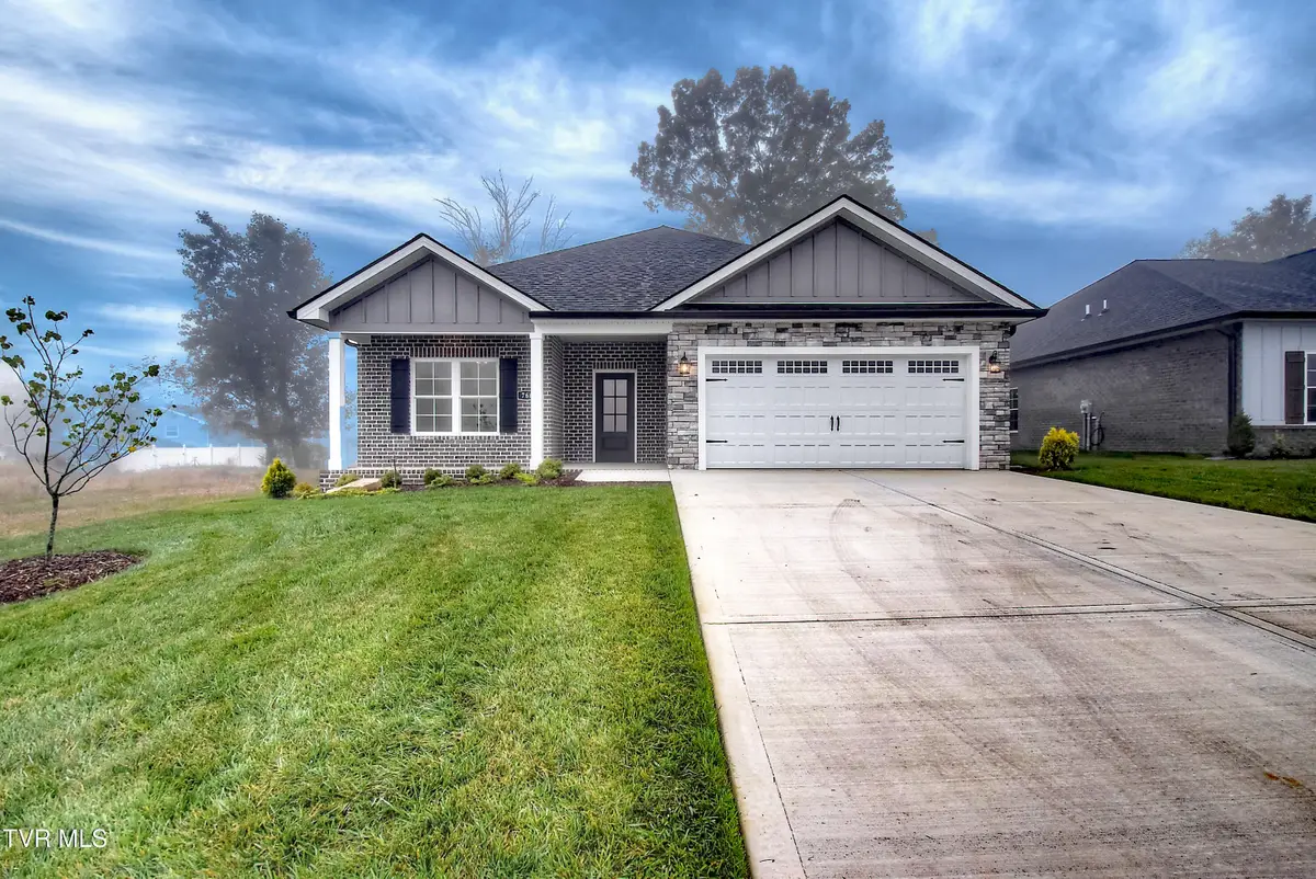 766 Hunts Terrace Drive, Kingsport, TN 37663 - Image #1