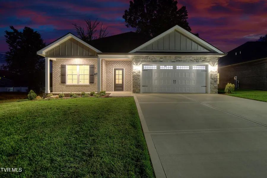 766 Hunts Terrace Drive, Kingsport, TN 37663 - Image #2