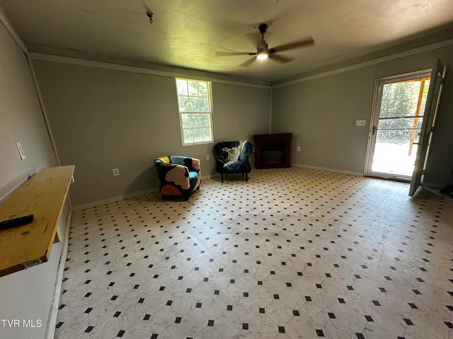 1013 Cloud Creek Road, Rogersville, TN 37857 - Image #2
