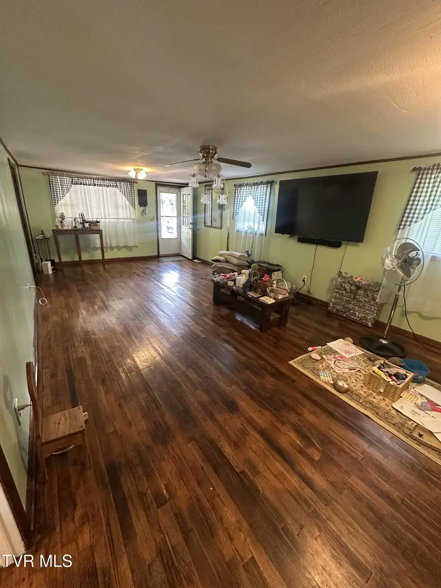 244 2nd Avenue, Dungannon, VA 24245 - #3