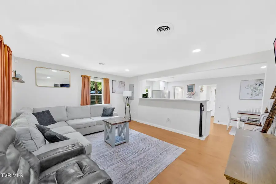 108 Canter Road, Elizabethton, TN 37643 - #3