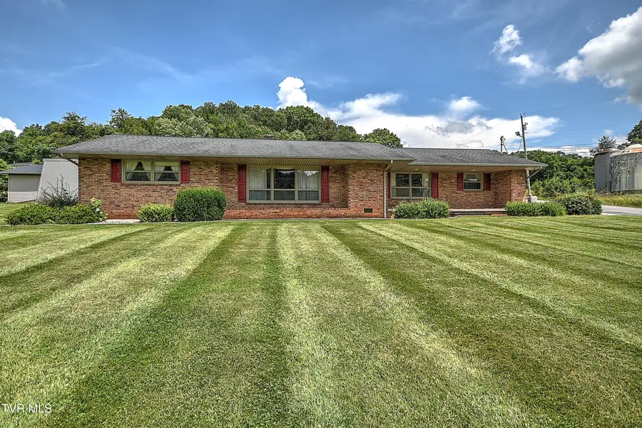106 Davis Road, Fall Branch, TN 37656 - Image #3