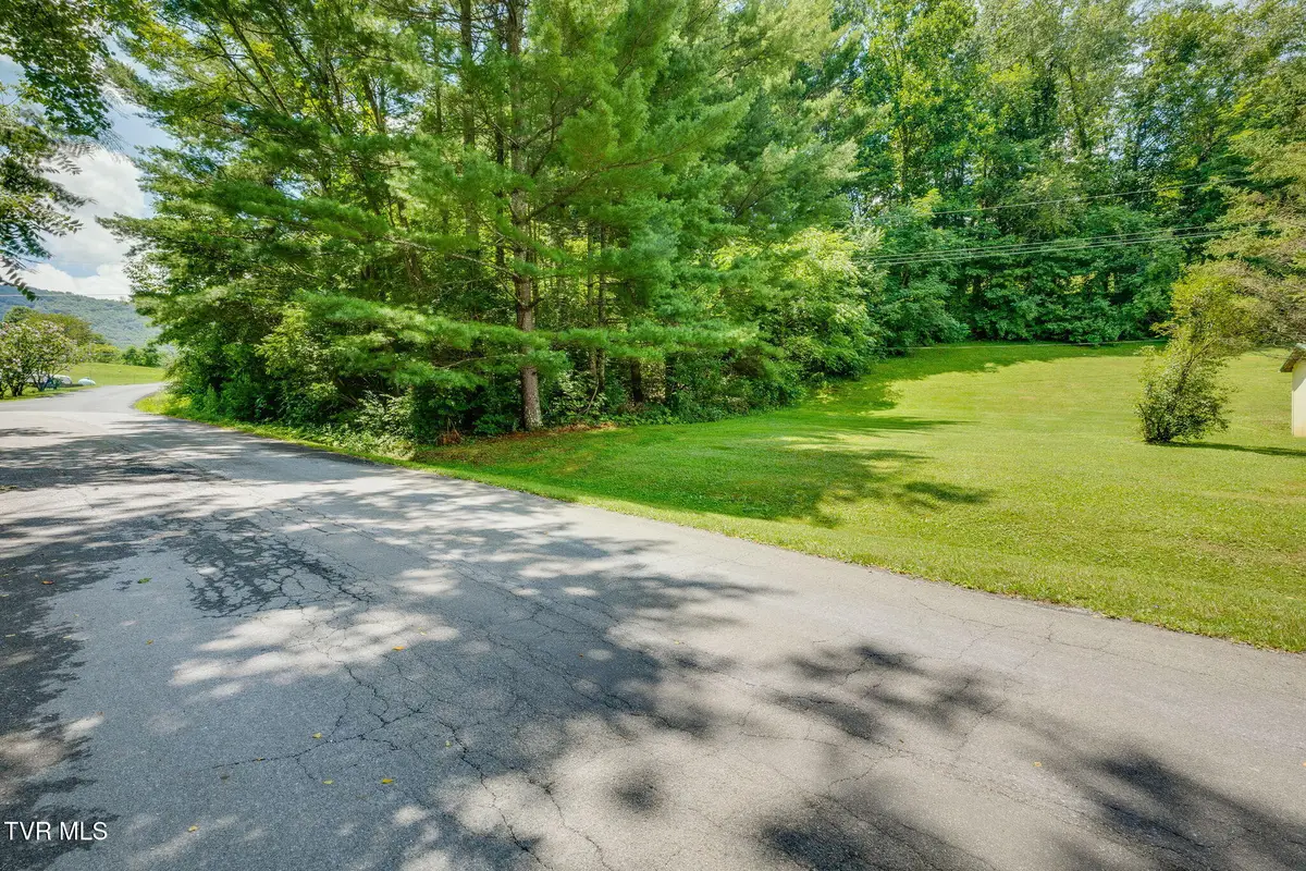 Tbd Laredo Street, Tazewell, VA 24651 - Image #1