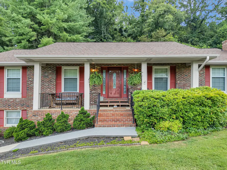 5009 Surrey Drive, Kingsport, TN 37664 - Image #3