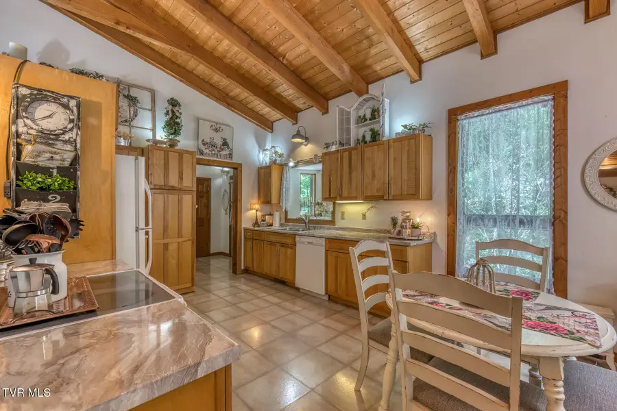 134 Old Church Road, Butler, TN 37640 - Image #3