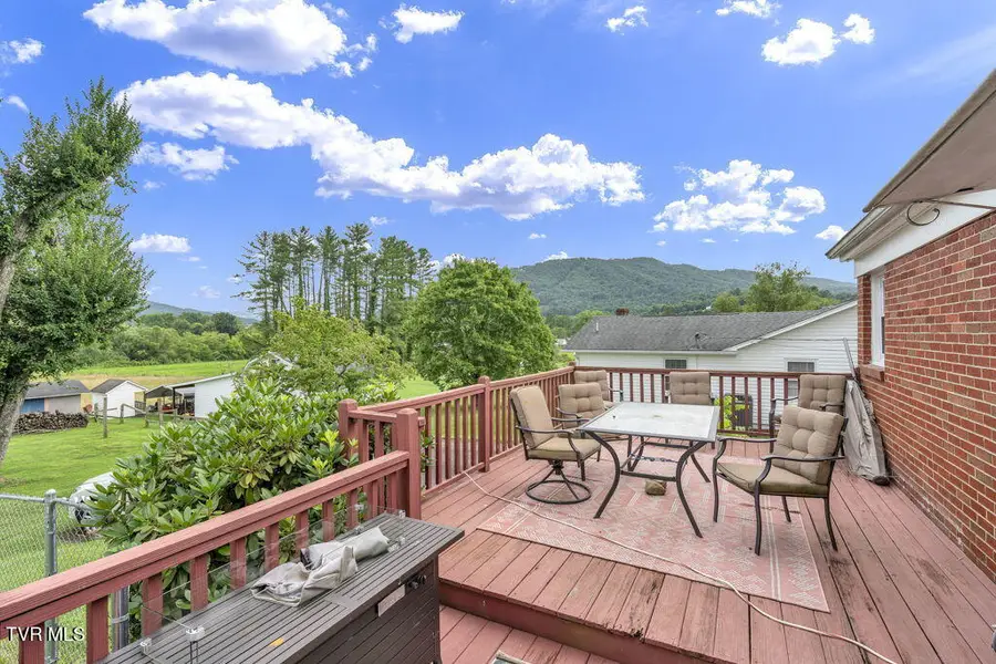 248 Sunset Drive, Mountain City, TN 37683 - Image #2