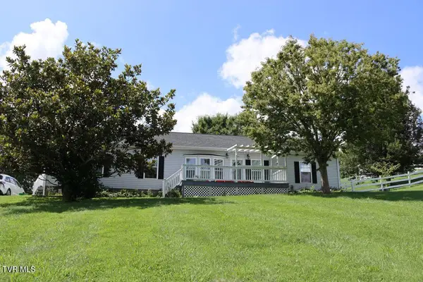 17977 Overlook Dr Drive, Abingdon, VA 24210