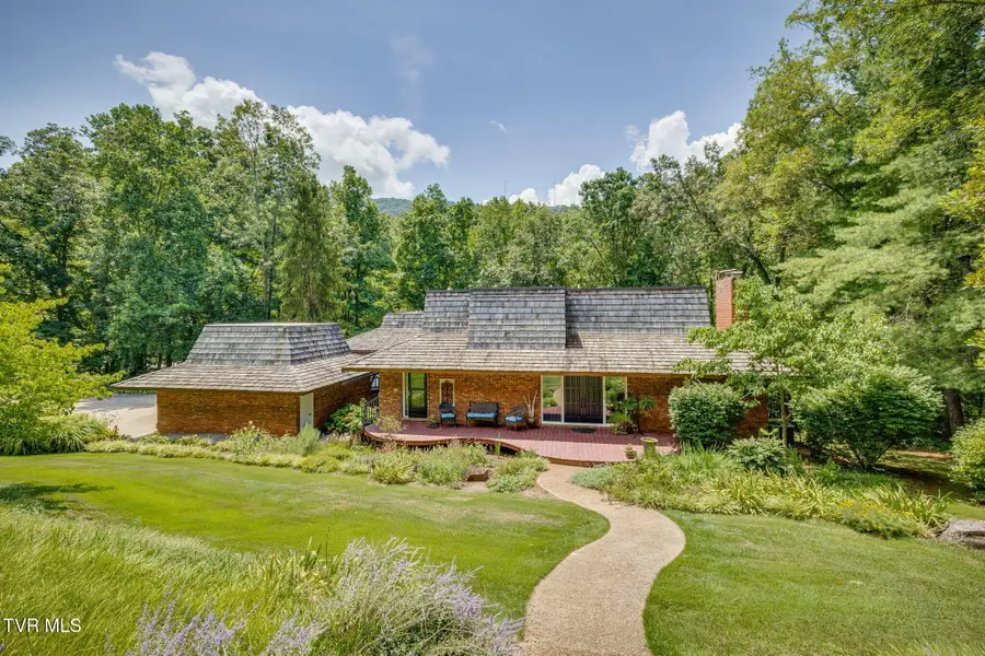 708 Thornwood Place, Kingsport, TN 37660 - Image #2