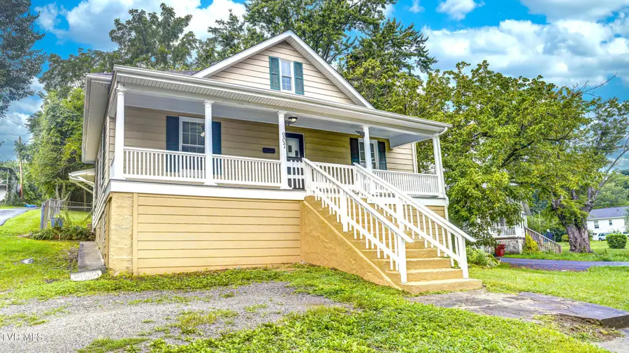 907 Baxter Street, Johnson City, TN 37601 - Image #2