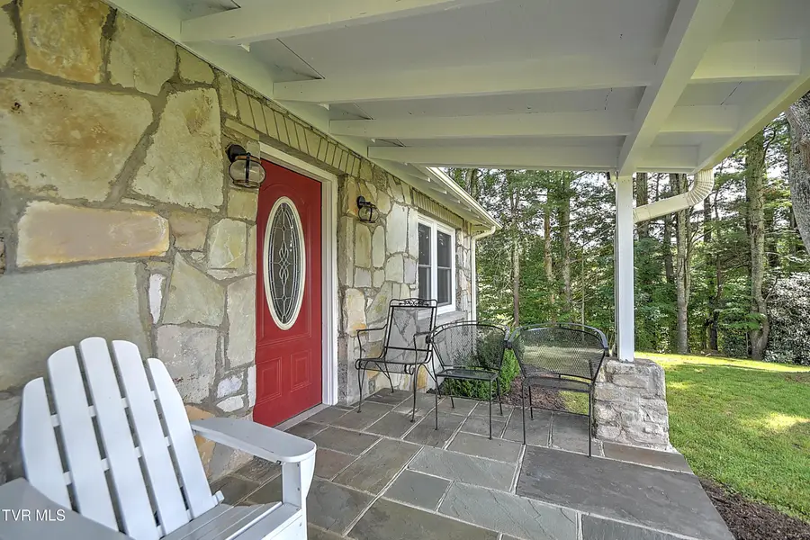 390 Sokassa Road, Newland, NC 28657 - Image #2