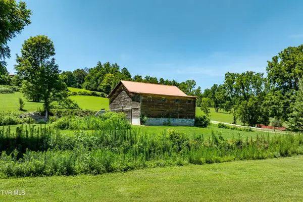 366 Toll Branch Road, Johnson City, TN 37601