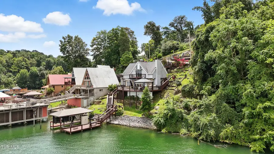 136 Furches Drive, Johnson City, TN 37615 - Image #2