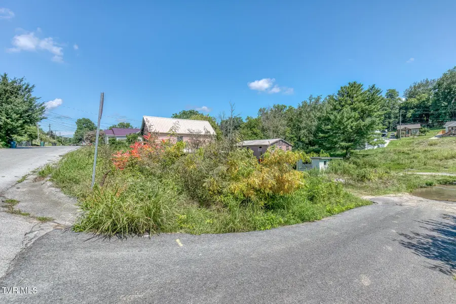 1001 Vermont Avenue, Bristol, VA 24201 - Image #3