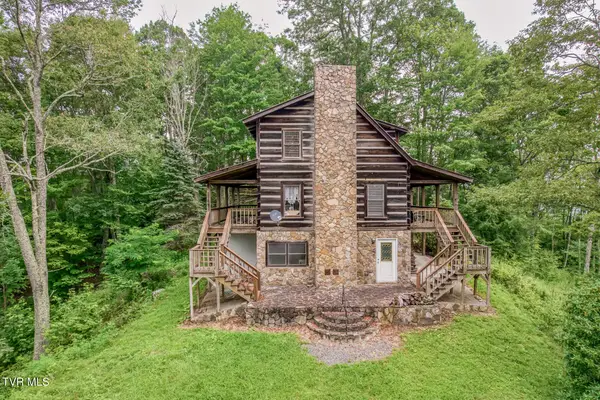 6688 Callalantee Drive, Mountain City, TN 37683