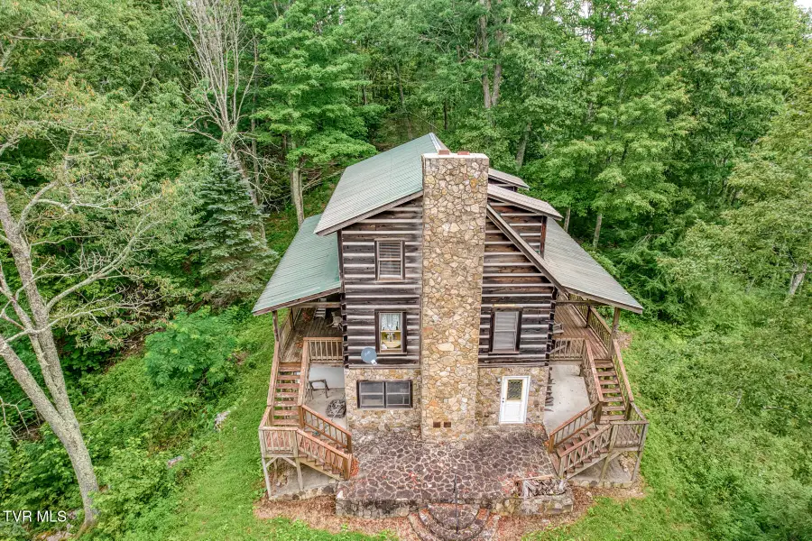 6688 Callalantee Drive, Mountain City, TN 37683 - Image #2