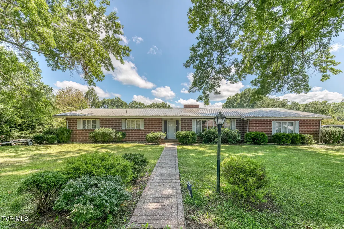 876 Northeast Falcon Drive, Abingdon, VA 24210 - Image #1