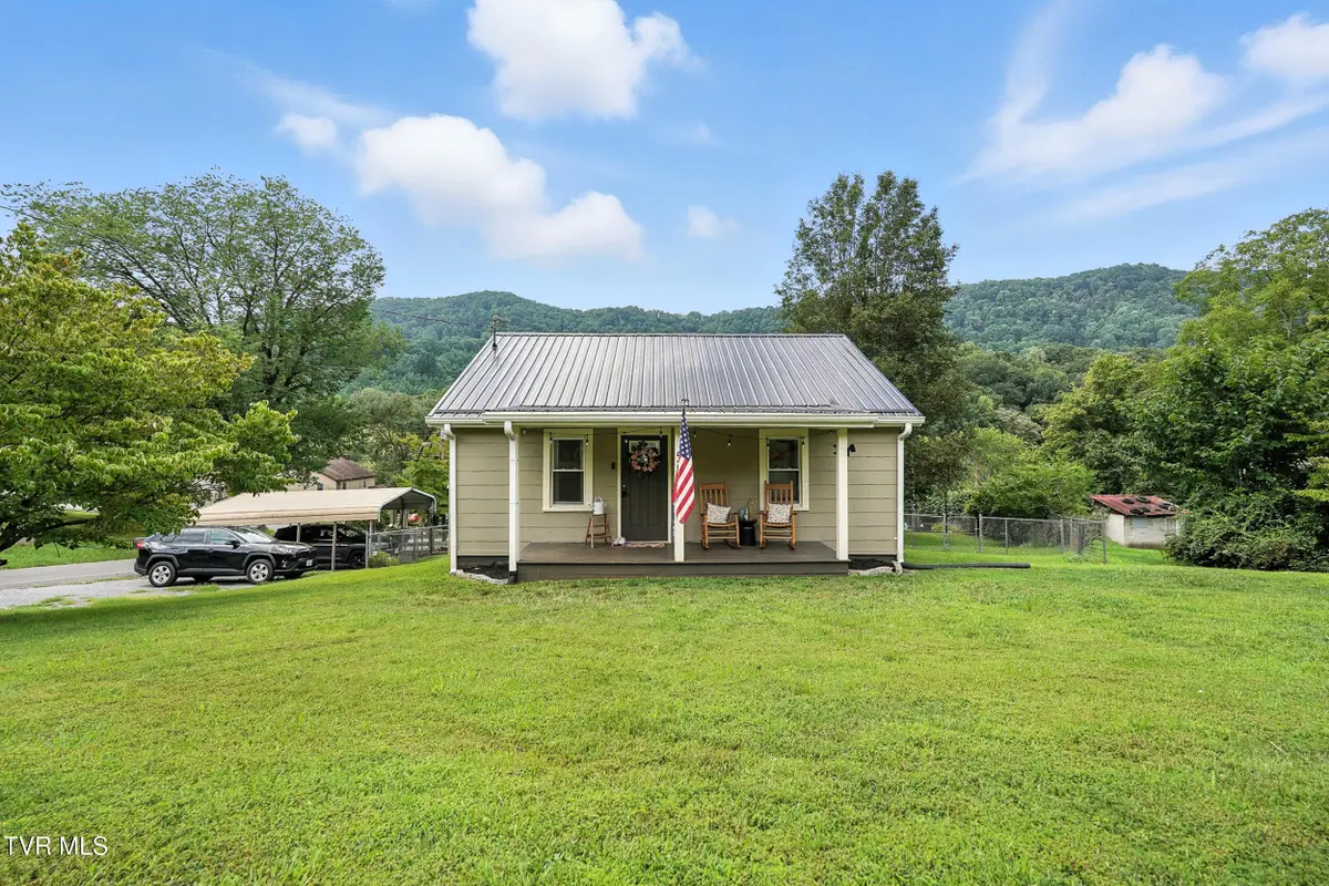 553 Highland Street, Gate City, VA 24251 - Image #1