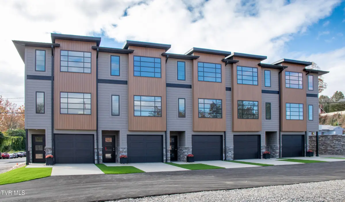 577 English Street, Bristol, TN 37620 - Image #1