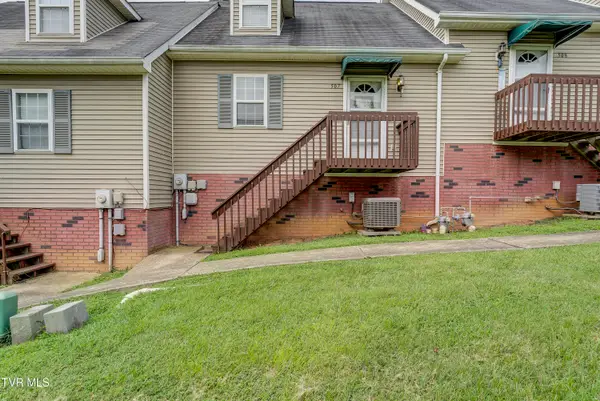 507 Cambridgeshire Court #507, Johnson City, TN 37615