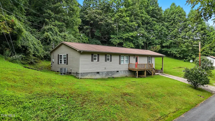 9639 Cumberland Road, Pound, VA 24279 - Image #2