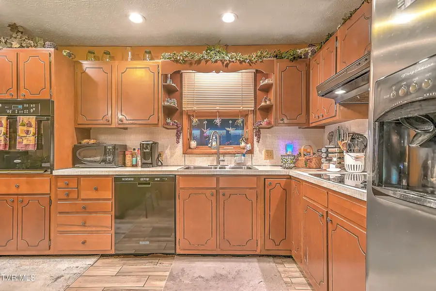 522 Birch Street, Church Hill, TN 37642 - Image #3