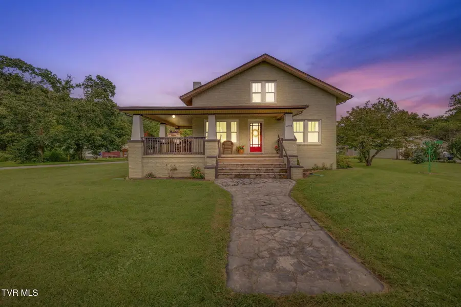 205 Willow Street, Roan Mountain, TN 37687 - Image #3
