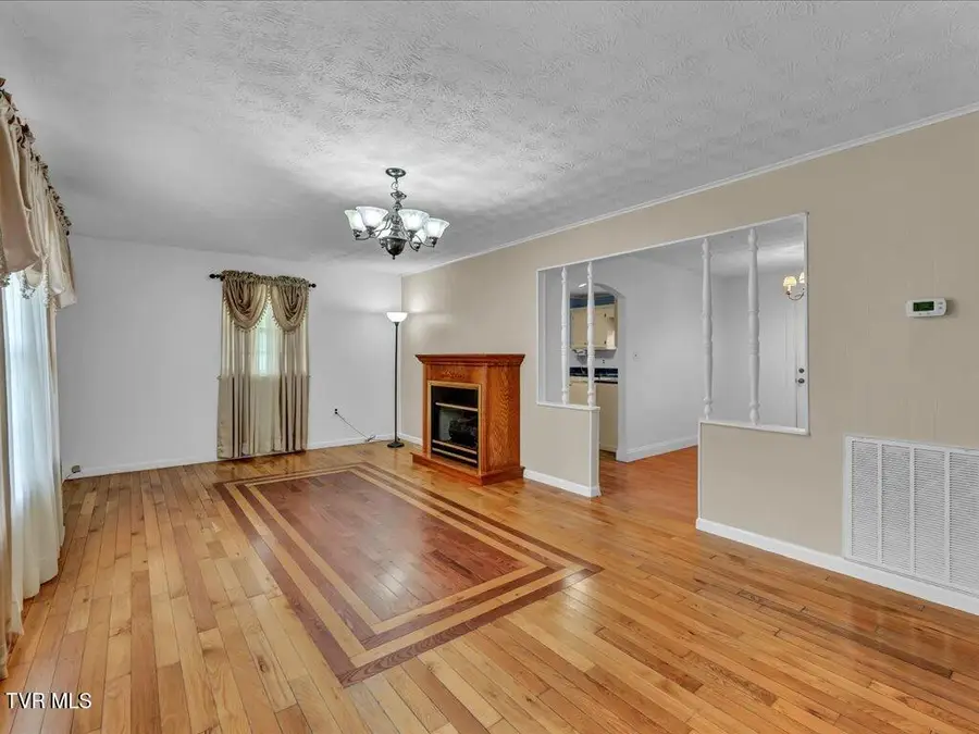 429 Dogwood Heights Drive, Tazewell, TN 37879 - Image #3