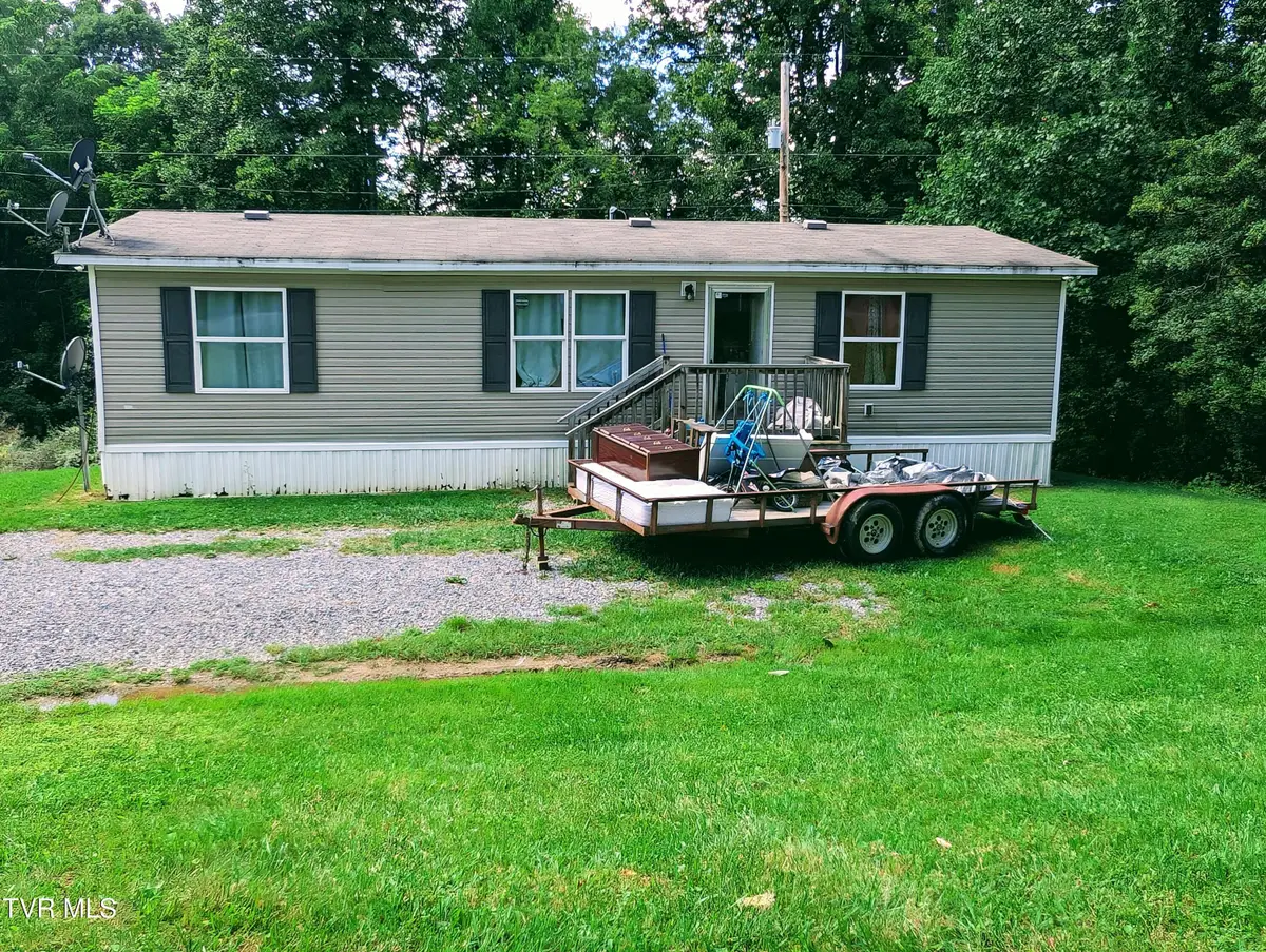 585 Little Brushy Road, Coeburn, VA 24230 - Image #1