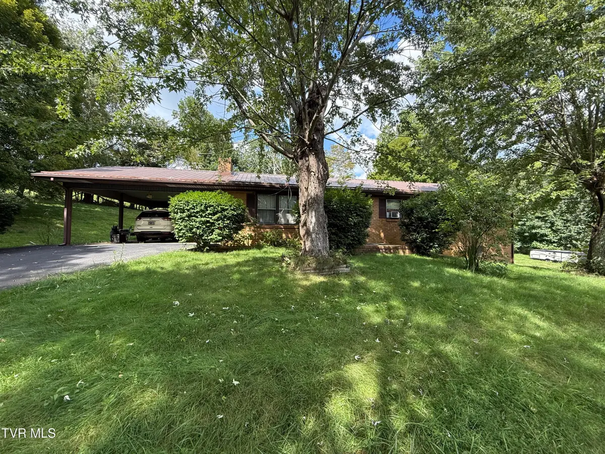 812 Fairview Road, Hampton, TN 37658 - Image #1