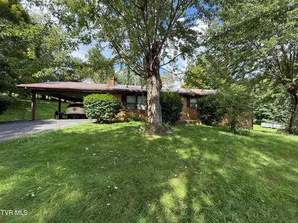 812 Fairview Road, Hampton, TN 37658